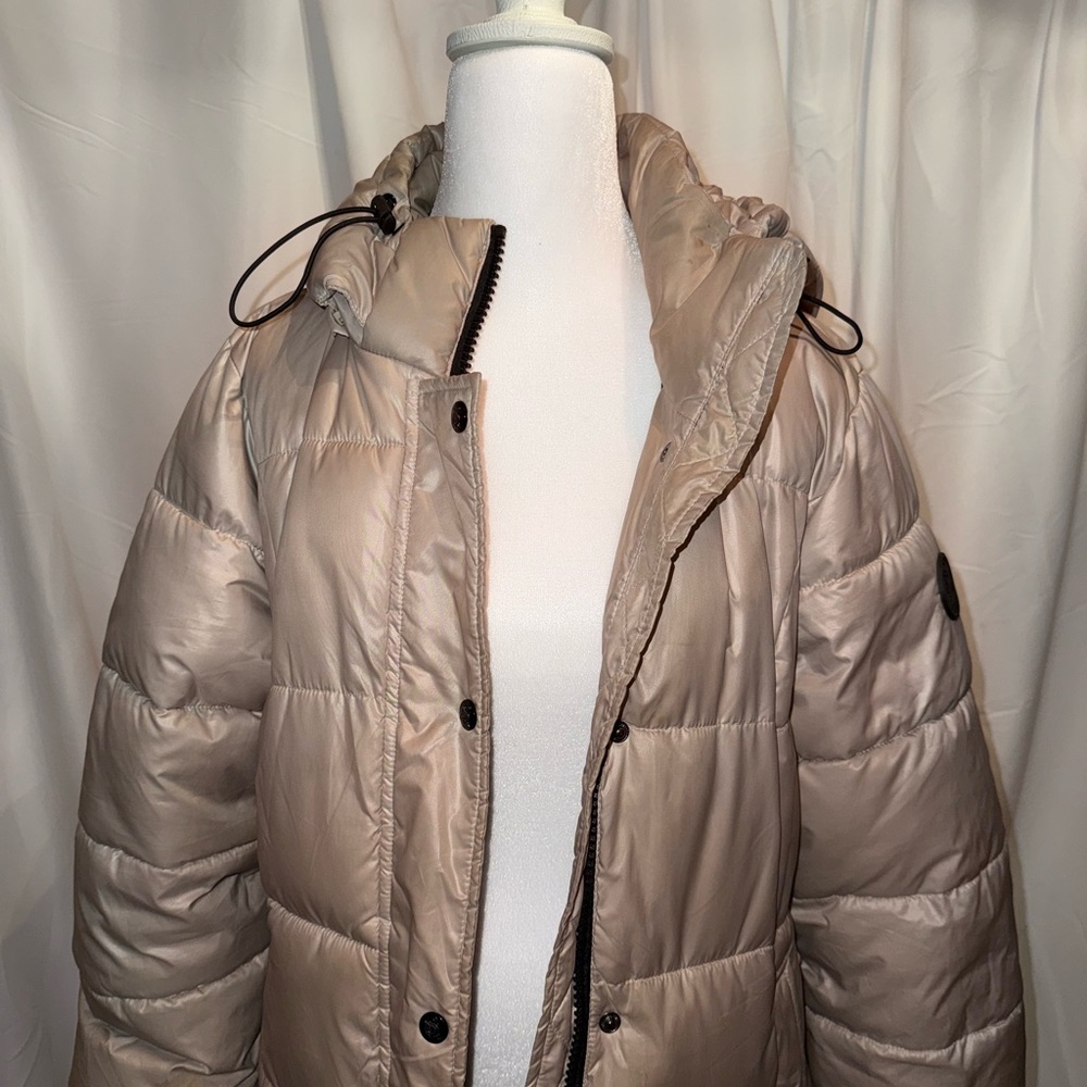 Steve Madden Women's Long Metallic Puffer Coat - Picture 2 of 11